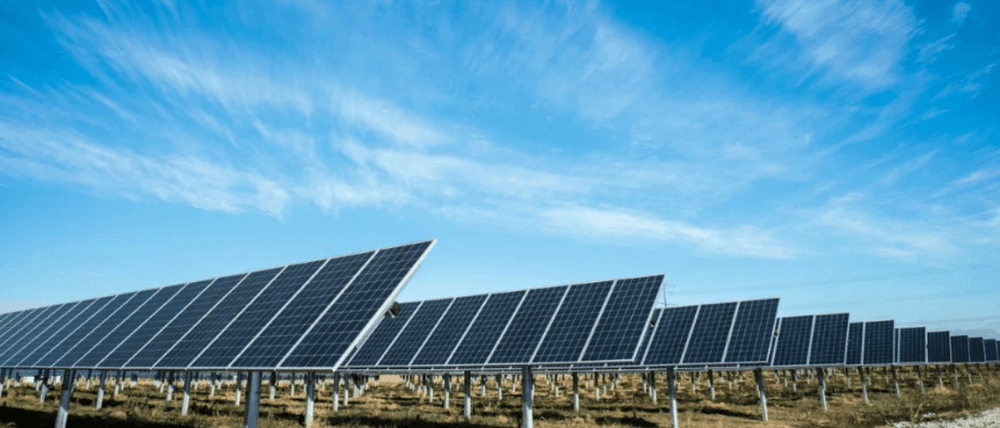 A napenergia a világ legolcsóbb energiaforrása – mit jelent ez Európára nézve?